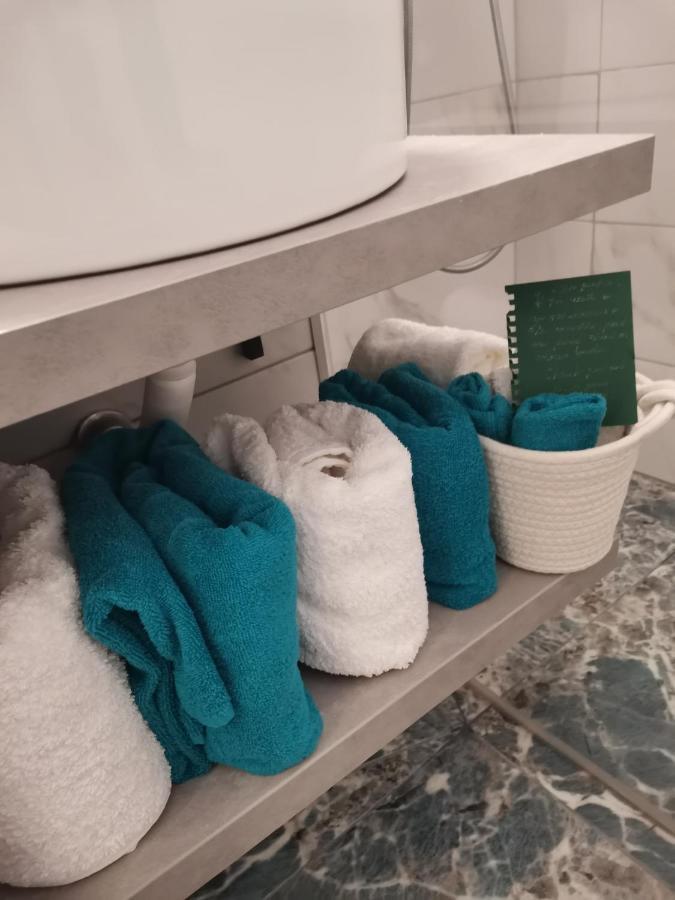 Bloom Box Apartments Крайова Экстерьер фото